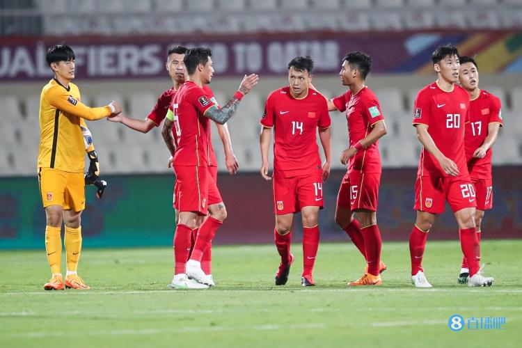北青：国足此前与阿曼在正式比赛中交手6次，成绩为3胜1平2负 